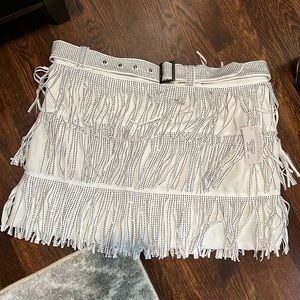NWT Plus Size White Fringe Mini Skort